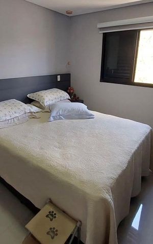 Apartamento à venda com 135m², 3 quartos e 3 vagasQuarto 2