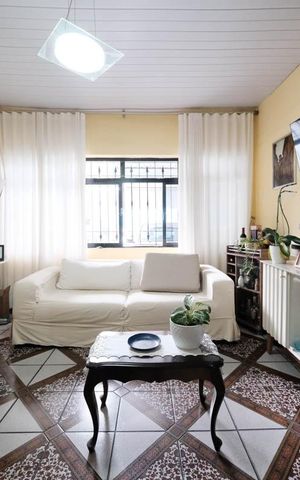 Casa à venda com 109m², 4 quartos e sem vagaSala