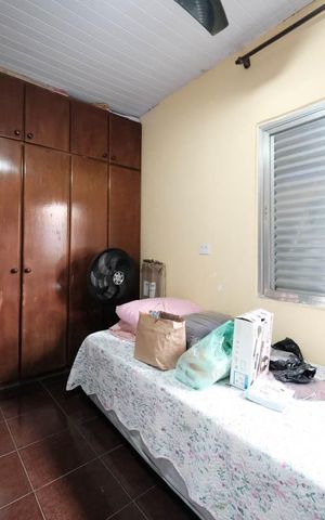Casa à venda com 109m², 4 quartos e sem vagaQuarto 1