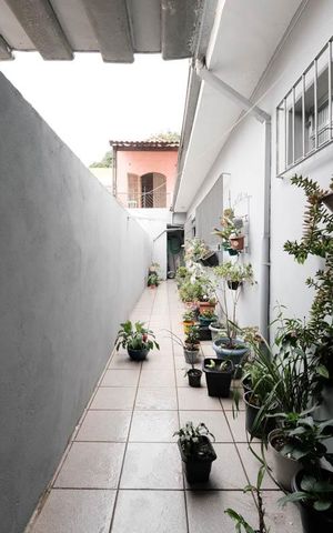 Casa à venda com 109m², 4 quartos e sem vagaÁrea de Serviço