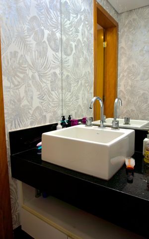 Apartamento à venda com 127m², 4 quartos e 3 vagasBanheiro