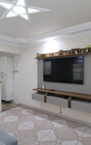 Casa à venda com 260m², 3 quartos e 2 vagasSala