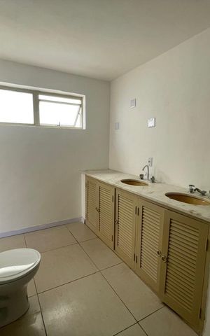 Apartamento para alugar com 127m², 3 quartos e 1 vaga