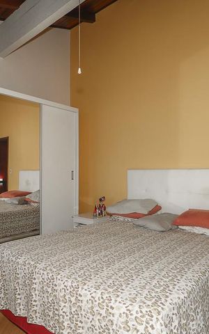 Casa à venda com 200m², 3 quartos e 4 vagasQuarto Suíte
