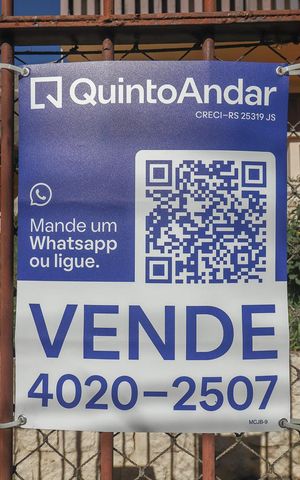 Casa à venda com 200m², 3 quartos e 4 vagasFachada