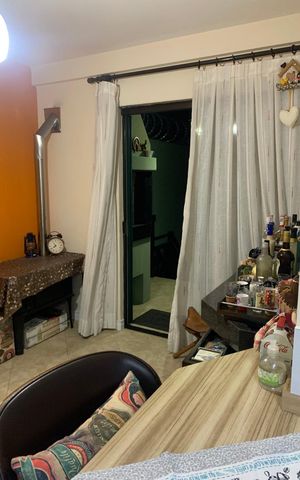 Casa à venda com 253m², 4 quartos e 2 vagas Casa à venda com 253m², 4 quartos e 2 vagasSala