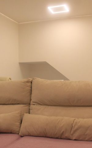 Casa à venda com 480m², 3 quartos e 6 vagasSala de TV