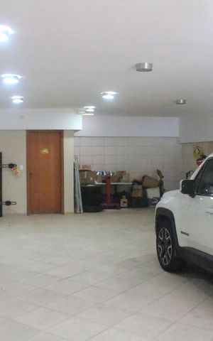 Casa à venda com 480m², 3 quartos e 6 vagasGaragem