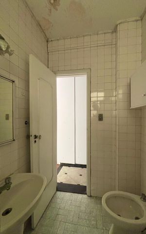 Apartamento para alugar com 51m², 1 quarto e sem vaga Apartamento para alugar com 51m², 1 quarto e sem vagaBanheiro social