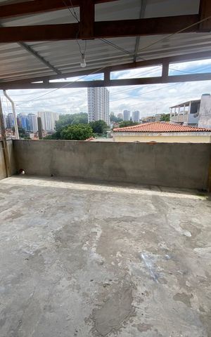 Casa à venda com 252m², 3 quartos e 2 vagas Casa à venda com 252m², 3 quartos e 2 vagasÁrea externa