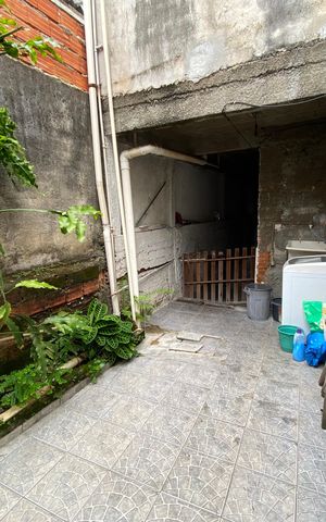 Casa à venda com 252m², 3 quartos e 2 vagas Casa à venda com 252m², 3 quartos e 2 vagasLavanderia