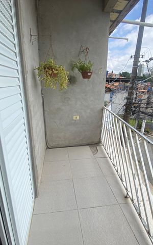 Casa à venda com 252m², 3 quartos e 2 vagas Casa à venda com 252m², 3 quartos e 2 vagasVaranda quarto 3
