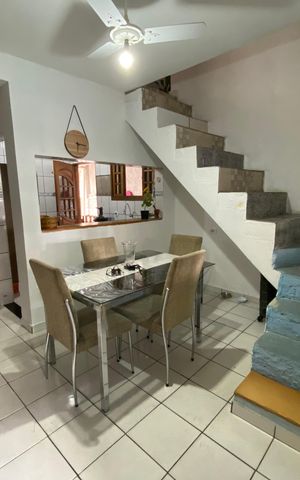 Casa à venda com 252m², 3 quartos e 2 vagas Casa à venda com 252m², 3 quartos e 2 vagasSala de Jantar