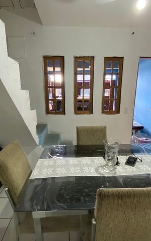 Casa à venda com 252m², 3 quartos e 2 vagas Casa à venda com 252m², 3 quartos e 2 vagasSala de Jantar