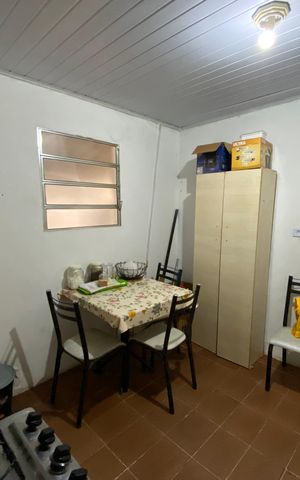 Casa à venda com 252m², 3 quartos e 2 vagas Casa à venda com 252m², 3 quartos e 2 vagasCozinha 3