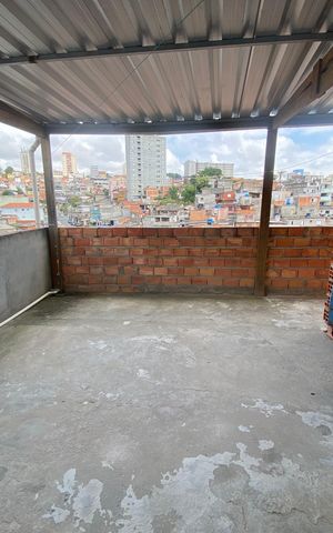Casa à venda com 252m², 3 quartos e 2 vagas Casa à venda com 252m², 3 quartos e 2 vagasÁrea externa