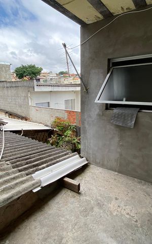 Casa à venda com 252m², 3 quartos e 2 vagas Casa à venda com 252m², 3 quartos e 2 vagasÁrea externa