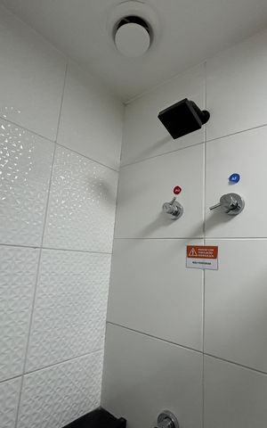 Apartamento para alugar com 55m², 2 quartos e sem vagaChuveiro