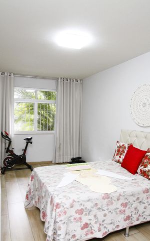 Apartamento à venda com 248m², 4 quartos e 2 vagasQuarto 4