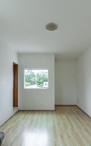 Casa à venda com 220m², 3 quartos e 2 vagasSótão