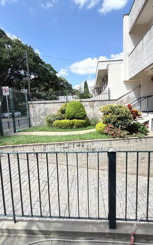 Casa à venda com 297m², 4 quartos e 5 vagas