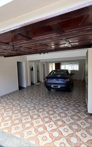 Casa à venda com 297m², 4 quartos e 5 vagas