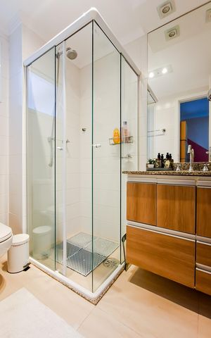 Apartamento à venda com 110m², 3 quartos e 2 vagasBanheiro do Quarto 1