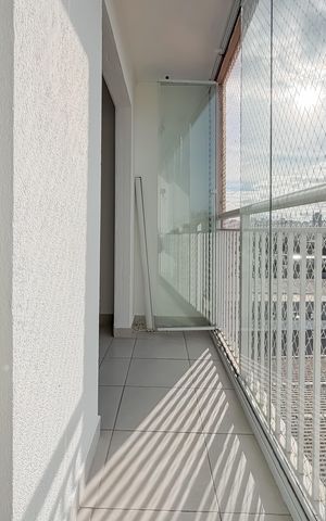 Apartamento à venda com 32m², 1 quarto e 1 vaga Apartamento à venda com 32m², 1 quarto e 1 vagaVaranda
