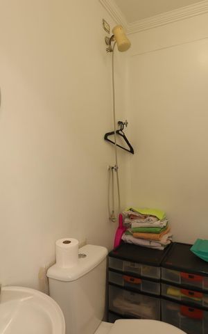 Apartamento à venda com 274m², 3 quartos e 3 vagasBanheiro de Serviço