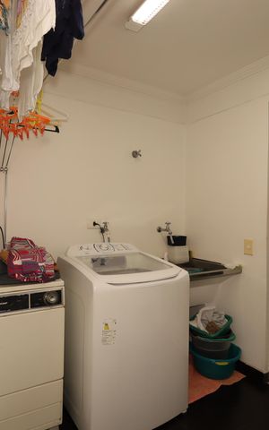 Apartamento à venda com 274m², 3 quartos e 3 vagasÁrea de Serviço