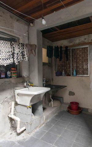 Casa à venda com 270m², 6 quartos e sem vaga Casa à venda com 270m², 6 quartos e sem vagaÁrea de Serviço 2