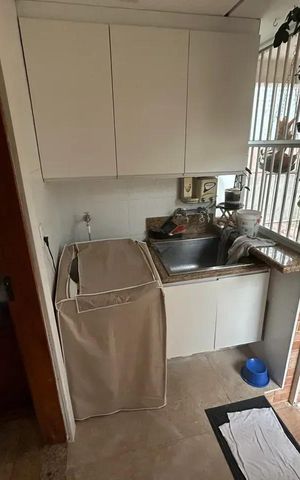 Casa à venda com 200m², 4 quartos e 2 vagas