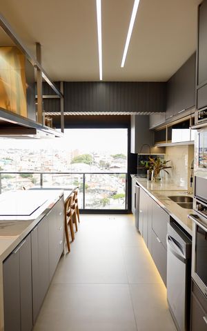 Apartamento à venda com 115m², 2 quartos e 3 vagas Apartamento à venda com 115m², 2 quartos e 3 vagasCozinha