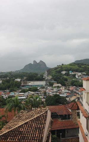 Casa de condomínio à venda com 300m², 2 quartos e 5 vagasTerraço - Vista
