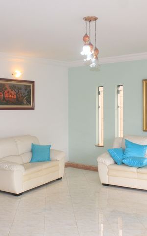 Casa à venda com 540m², 4 quartos e sem vagaSala