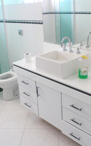 Casa à venda com 540m², 4 quartos e sem vagaBanheiro 1