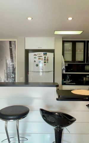 Apartamento à venda com 45m², 1 quarto e 1 vaga Apartamento à venda com 45m², 1 quarto e 1 vagaCozinha - Armários