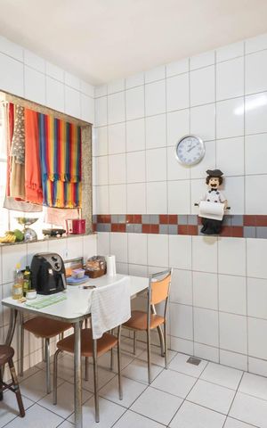 Apartamento à venda com 100m², 2 quartos e 1 vagaCozinha