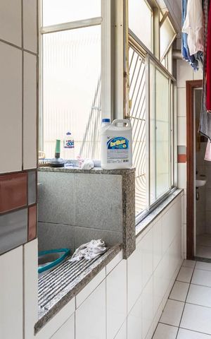 Apartamento à venda com 100m², 2 quartos e 1 vagaÁrea de Serviço
