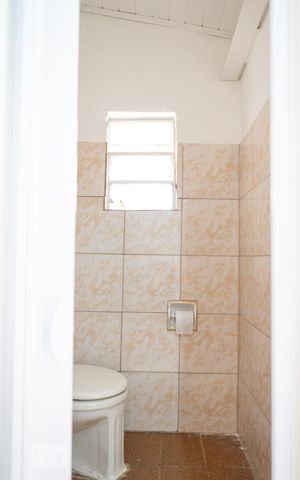 Casa à venda com 154m², 5 quartos e 3 vagas Casa à venda com 154m², 5 quartos e 3 vagasCasa 2