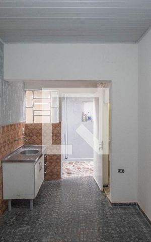 Casa à venda com 154m², 5 quartos e 3 vagas Casa à venda com 154m², 5 quartos e 3 vagasCasa 3