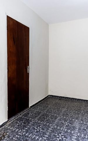 Casa à venda com 154m², 5 quartos e 3 vagas Casa à venda com 154m², 5 quartos e 3 vagasCasa 1