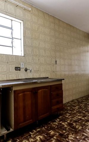 Casa à venda com 154m², 5 quartos e 3 vagas Casa à venda com 154m², 5 quartos e 3 vagasCasa 1