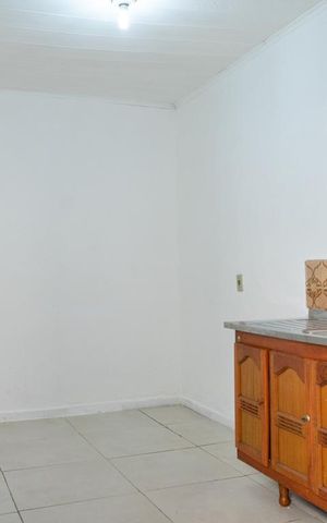 Casa à venda com 154m², 5 quartos e 3 vagas Casa à venda com 154m², 5 quartos e 3 vagasCasa 2