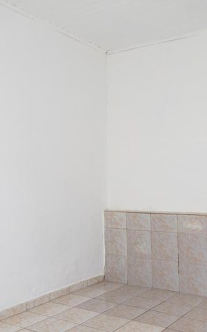 Casa à venda com 154m², 5 quartos e 3 vagas Casa à venda com 154m², 5 quartos e 3 vagasCasa 2
