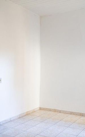 Casa à venda com 154m², 5 quartos e 3 vagas Casa à venda com 154m², 5 quartos e 3 vagasCasa 2