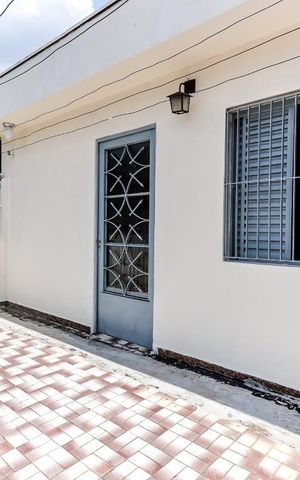 Casa à venda com 154m², 5 quartos e 3 vagas Casa à venda com 154m², 5 quartos e 3 vagasCasa 1