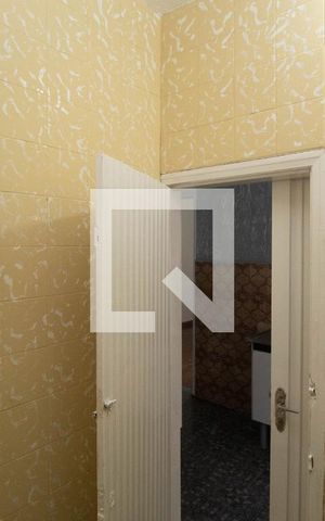 Casa à venda com 154m², 5 quartos e 3 vagas Casa à venda com 154m², 5 quartos e 3 vagasCasa 3