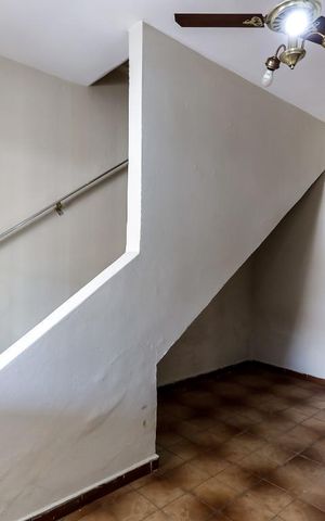 Casa à venda com 154m², 5 quartos e 3 vagas Casa à venda com 154m², 5 quartos e 3 vagasCasa 1