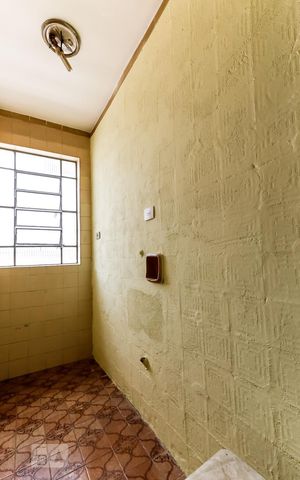 Casa à venda com 154m², 5 quartos e 3 vagas Casa à venda com 154m², 5 quartos e 3 vagasCasa 1